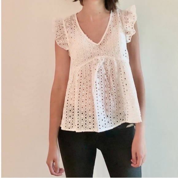 NWT SHEIN White Eyelet Sleeveless Blouse -  XS - Picture 2 of 13